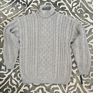 Cable knit Gray Turtleneck Sweater